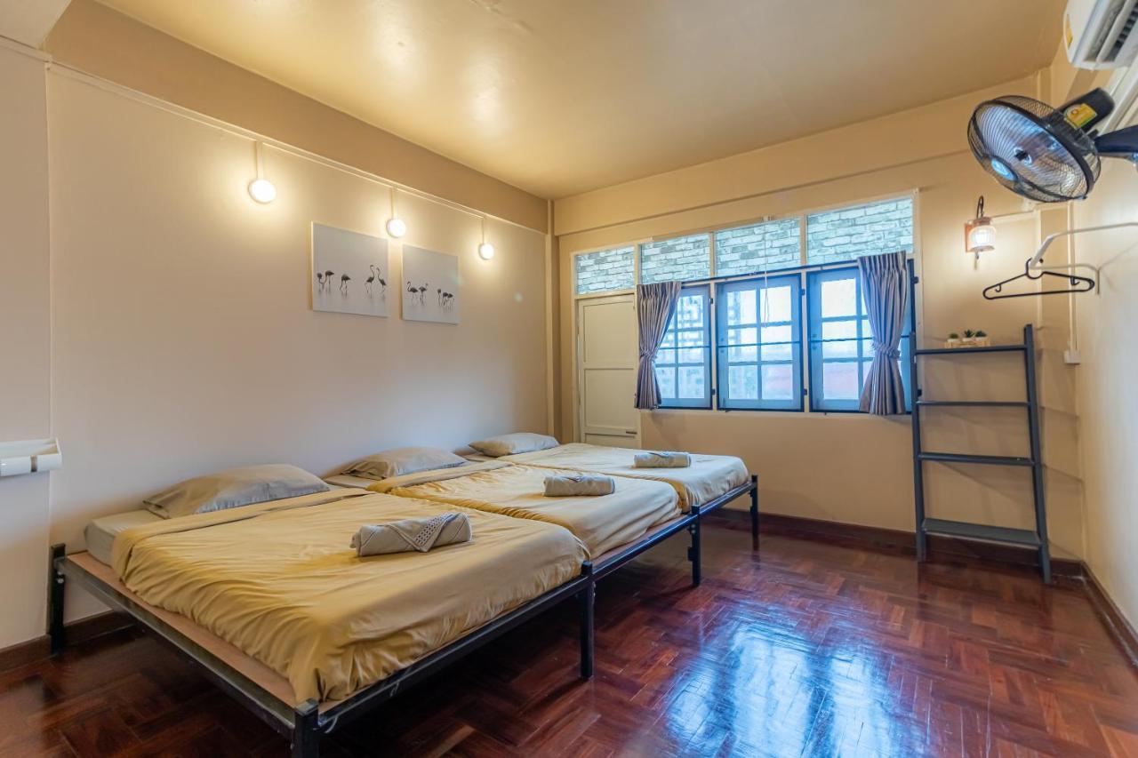 Snoozzze ใกล้รถไฟฟ้า ย่านบางรัก (adults Only)