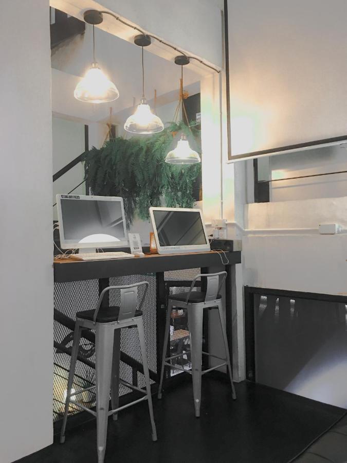 Albergue 3howw @ Sukhumvit 21 *