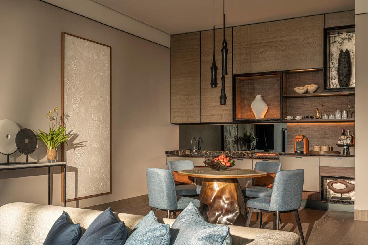 Hotel Four Seasons At Chao Phraya River 5*