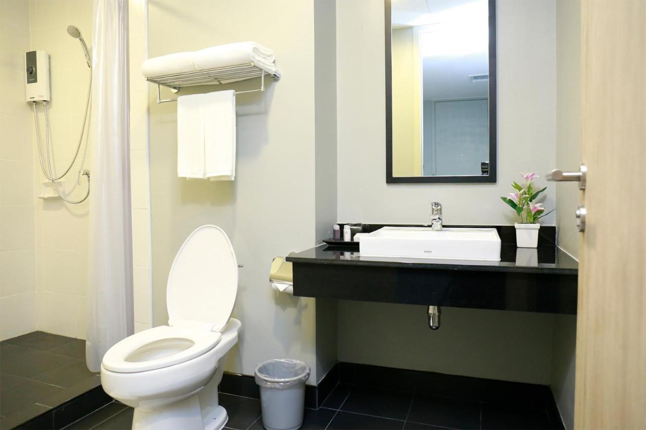 Sleep Box By Miracle -booked On Hourly Basis Hostel Bangkok