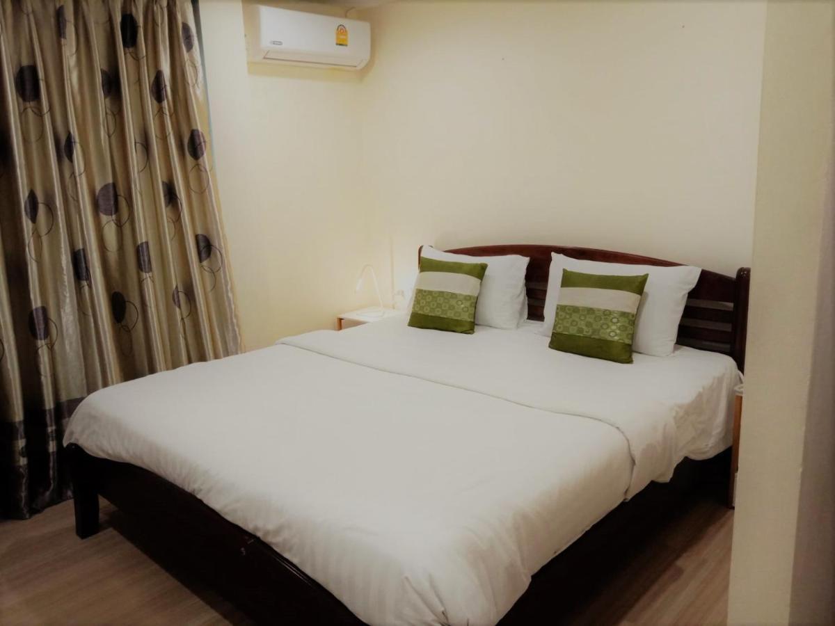 V Check Sukhumvit 22 3* Bangkok