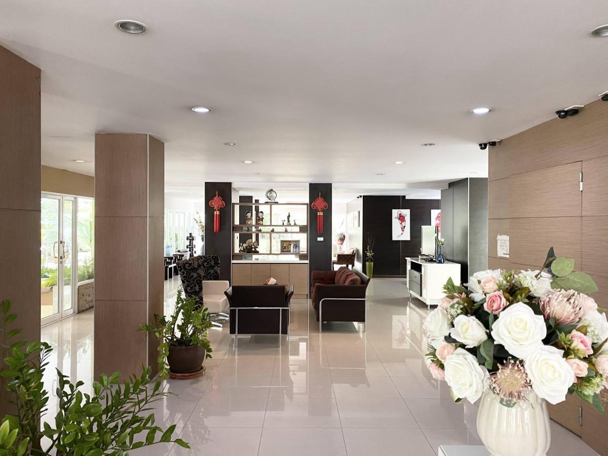 14 Place Sukhumvit Aparthotel