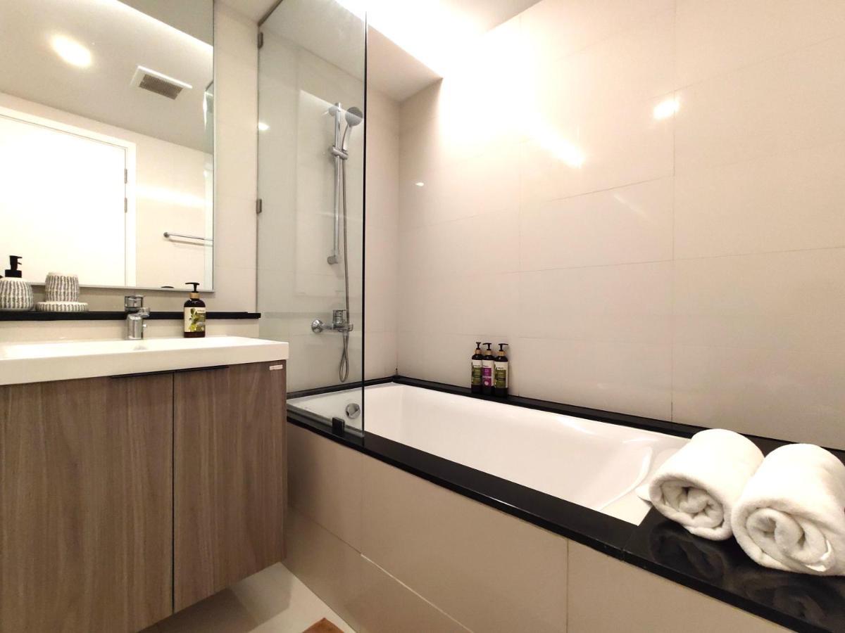 Circle Rein Sukhumvit 12 #1br#pool&gym#near Terminal 21#max2 Apartment