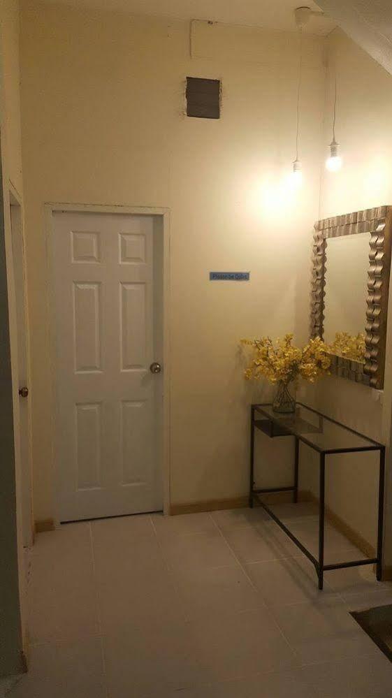Albergue Asok Montri