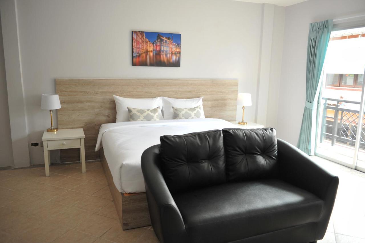 Hotel Drop
