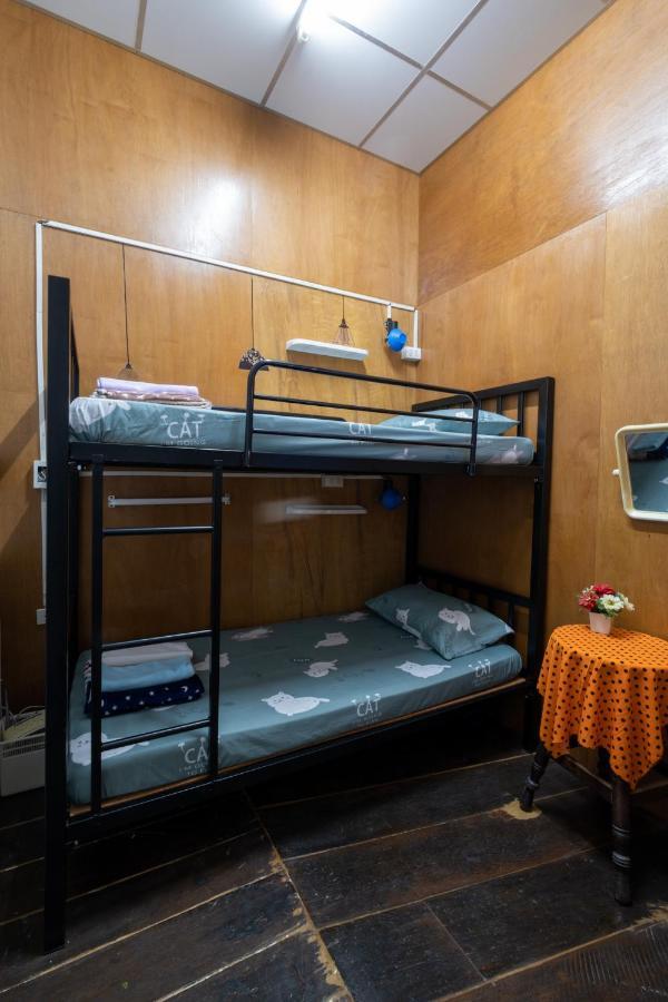 Sip N' Camp Hostel Bangkok