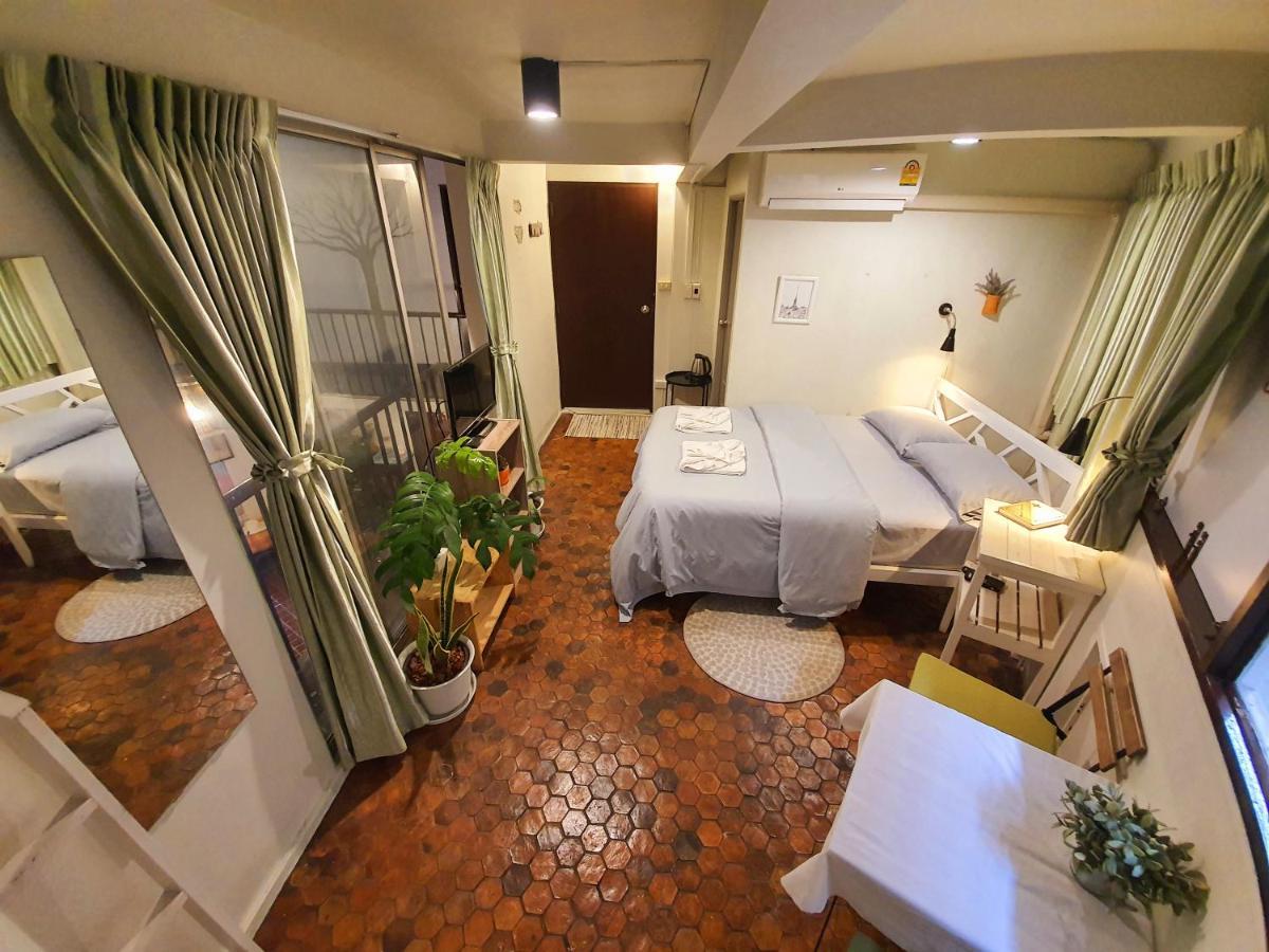 Home16 Sukhumvit16 *