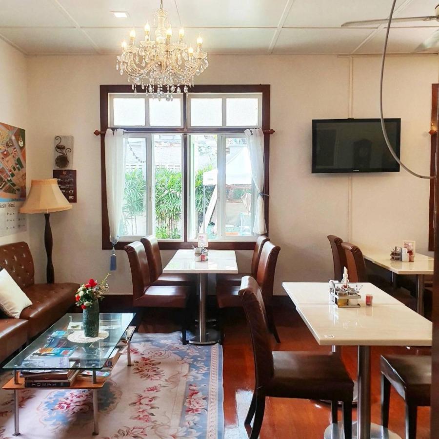 Hotel Dinsomon Bangkok