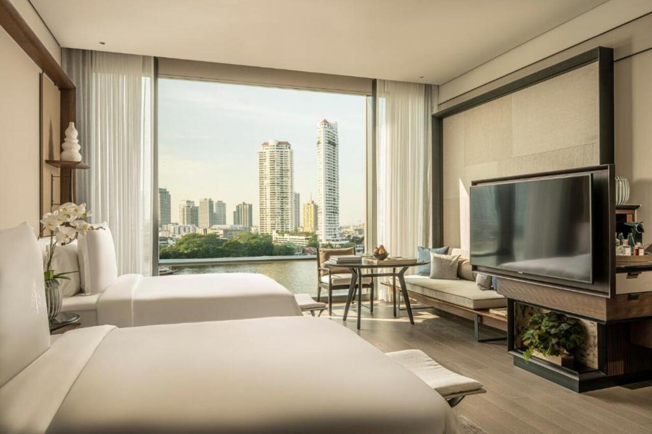 Hotel Four Seasons At Chao Phraya River 5*
