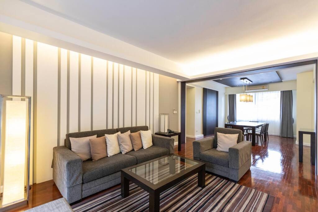 Apartemen Krystal Court *