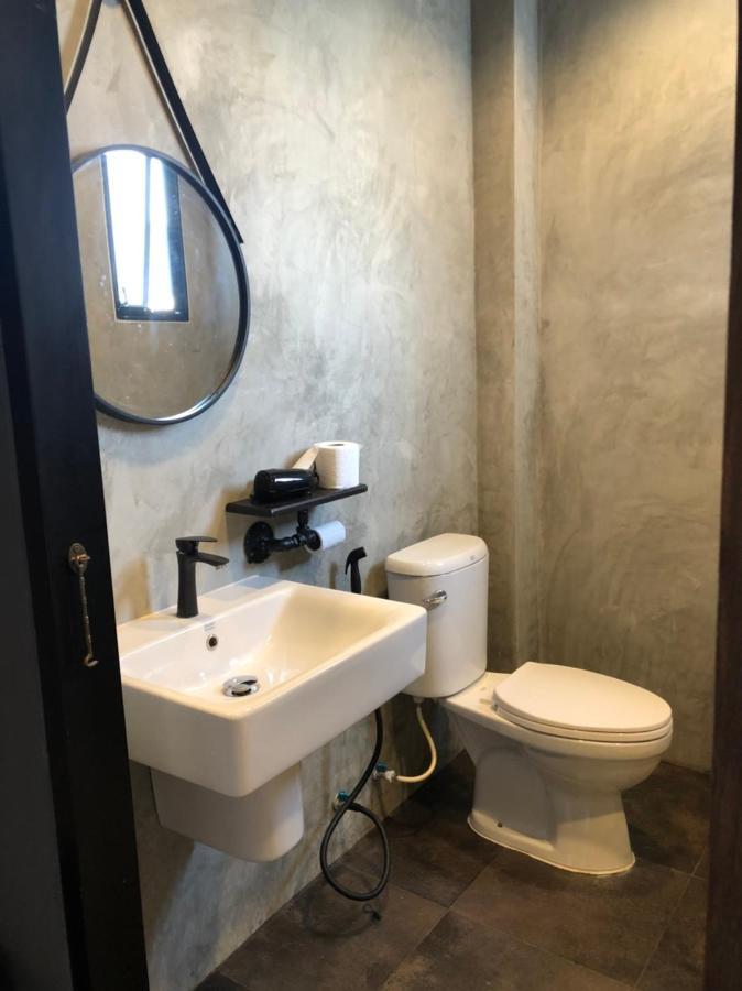 The Local Ari Hostel Bangkok