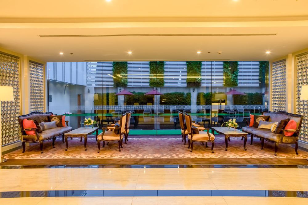Mandarin Managed By Centre Point Hotel