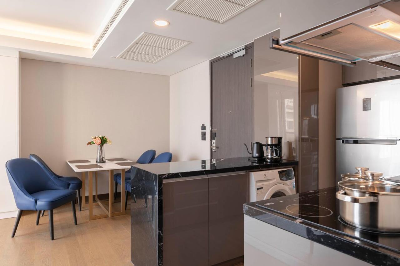 Wyndham Queen Convention Centre 4*