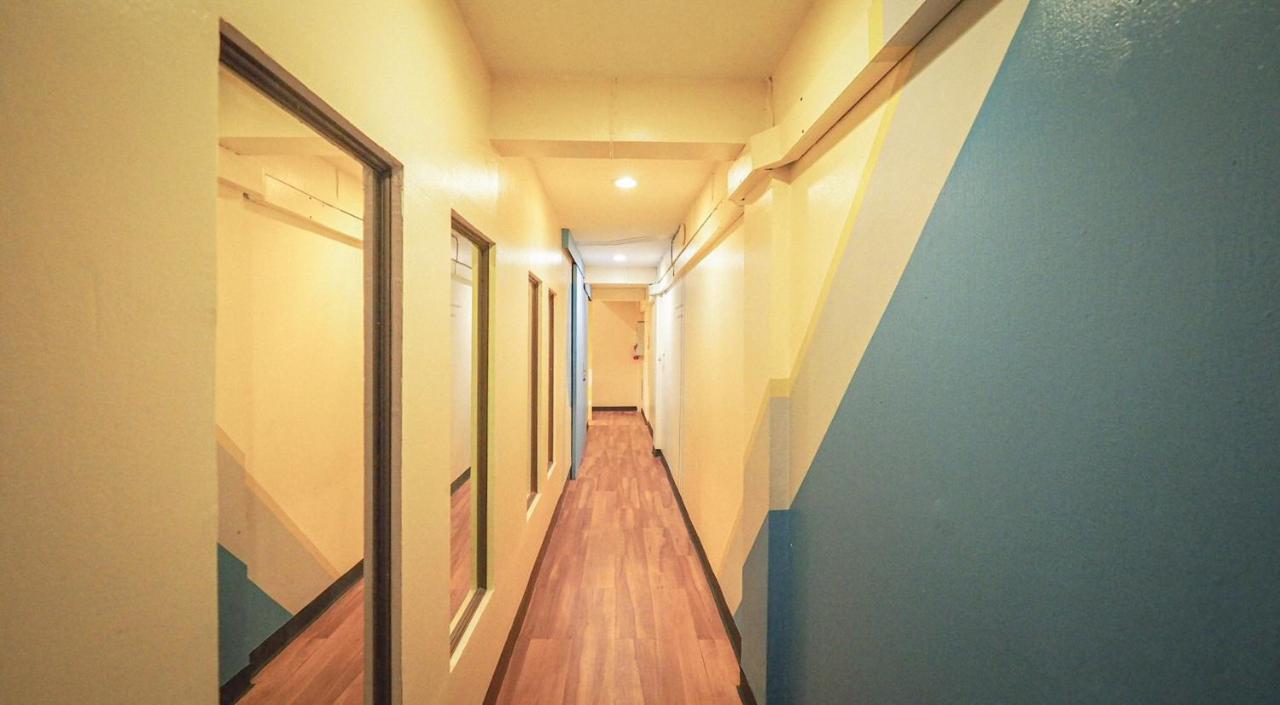 I-sleep Silom Hostel *