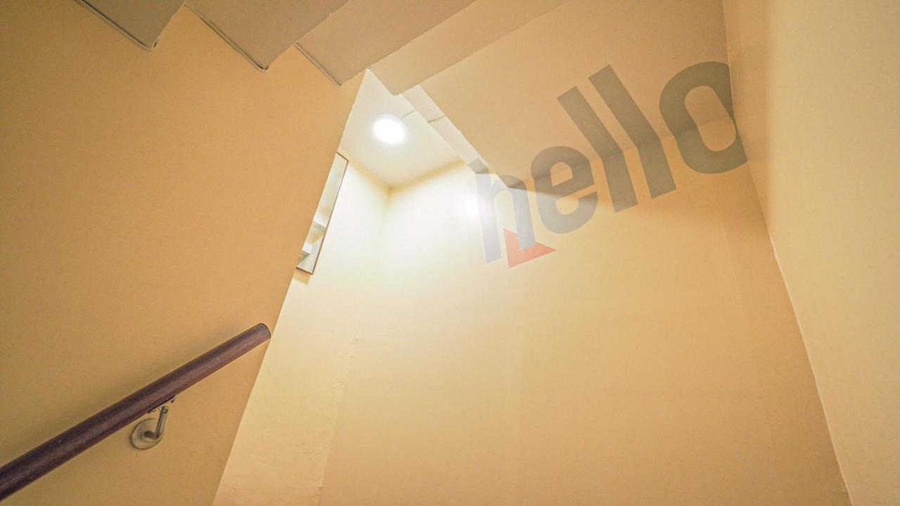 I-sleep Silom Hostel *