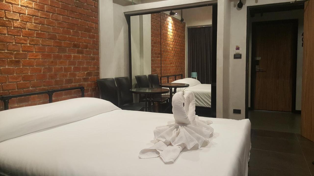 Bed Place Albergue