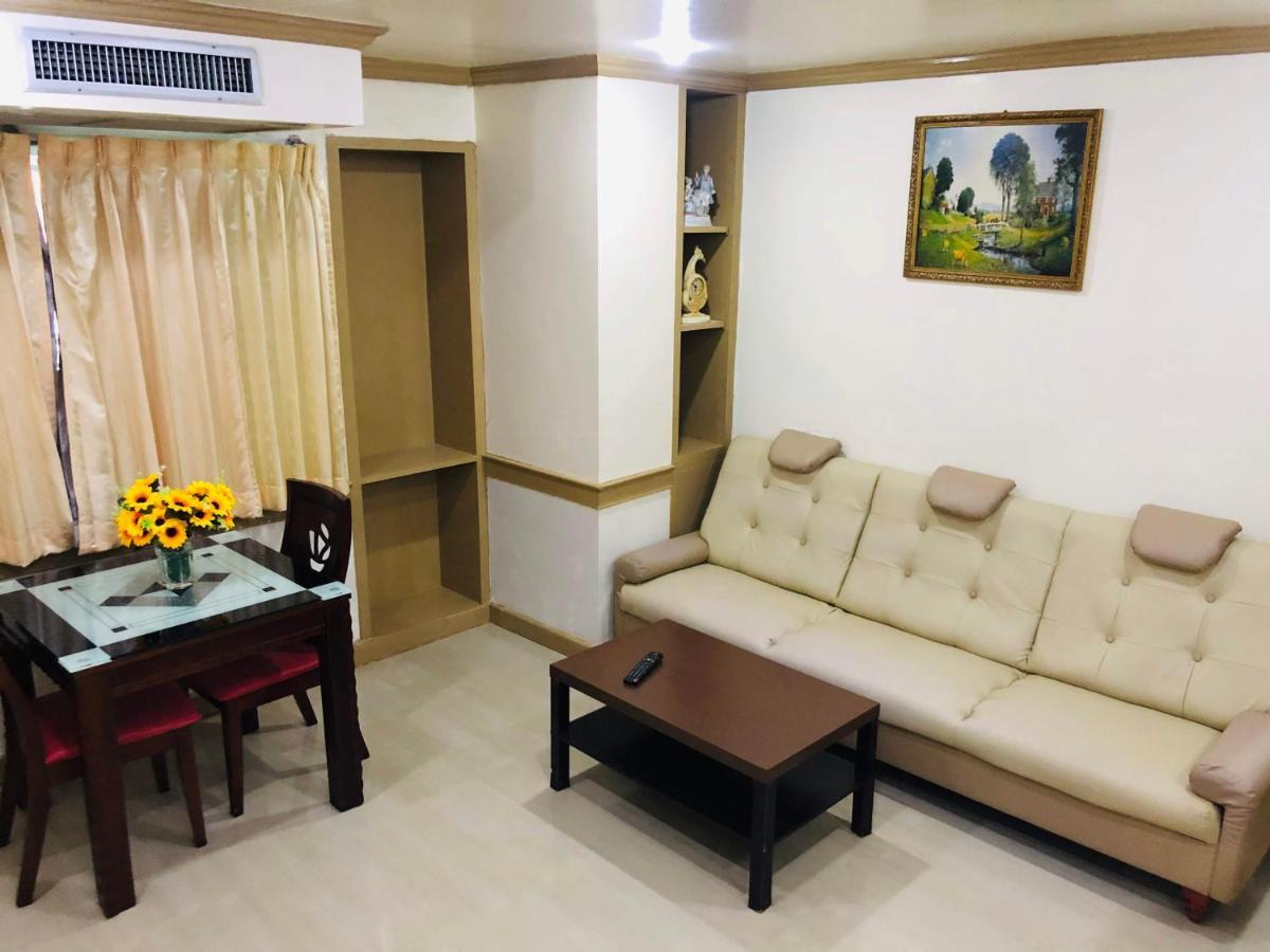 Spacious 1 Bed With Living Ekamai Thonglor Prime Area Appartement Bangkok