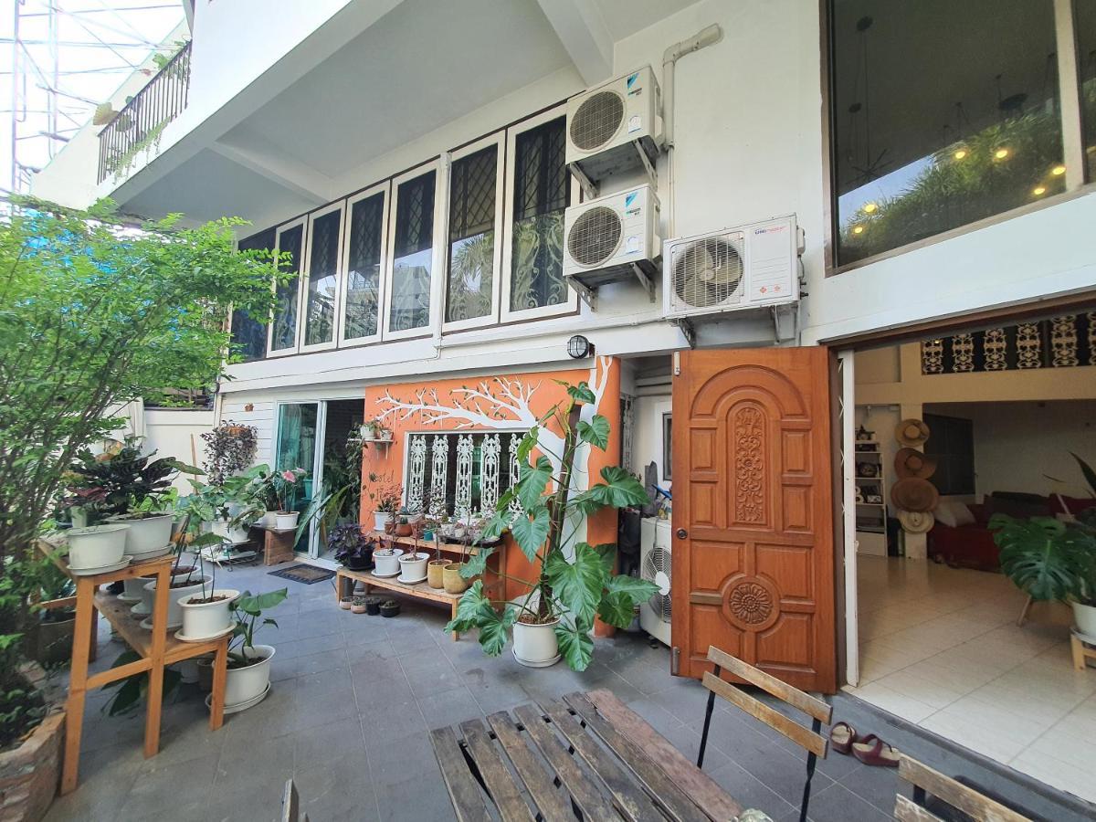 Home16 Sukhumvit16 Hostel Bangkok