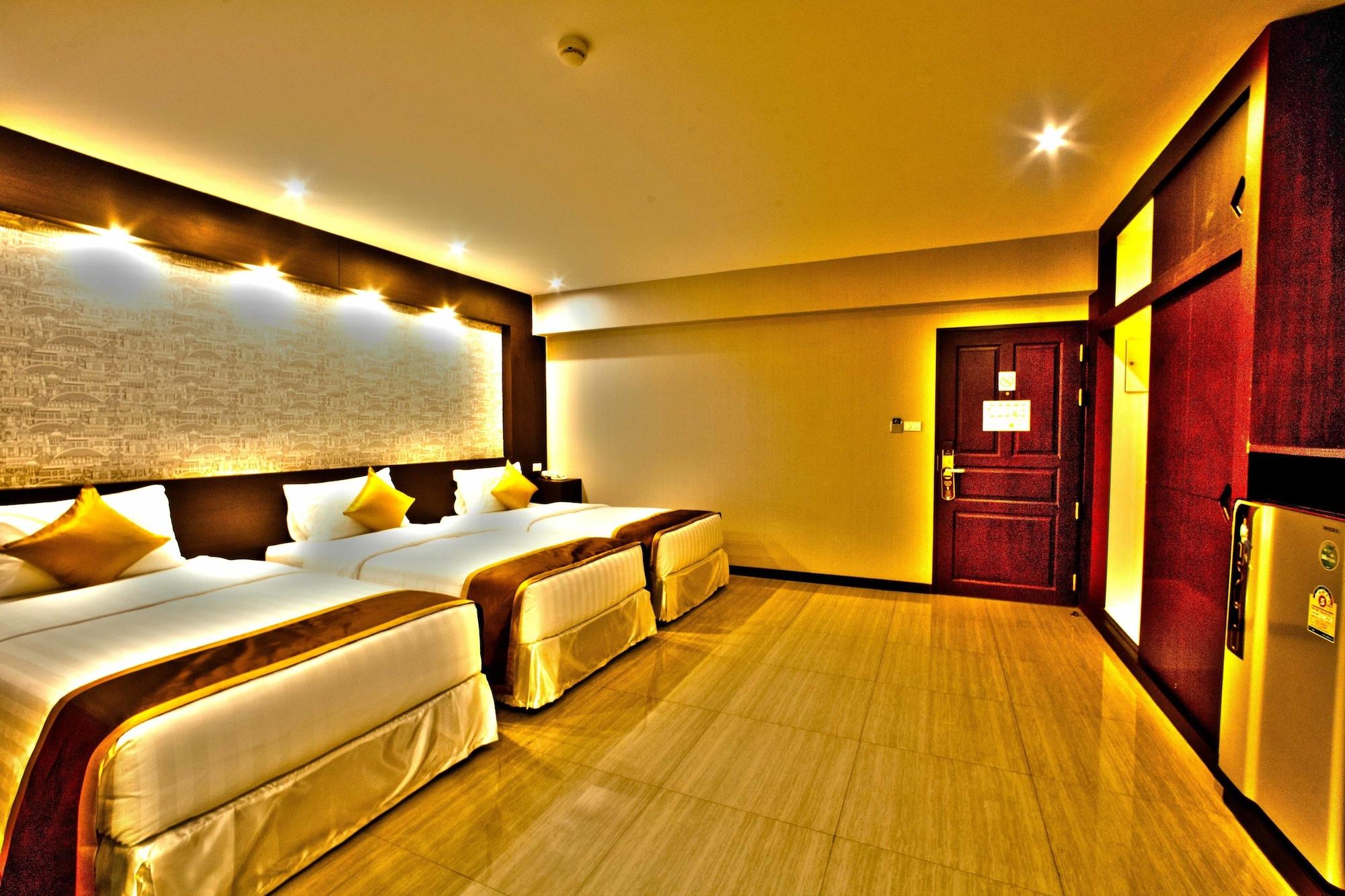 Chateau De Sukhumvit Aparthotel