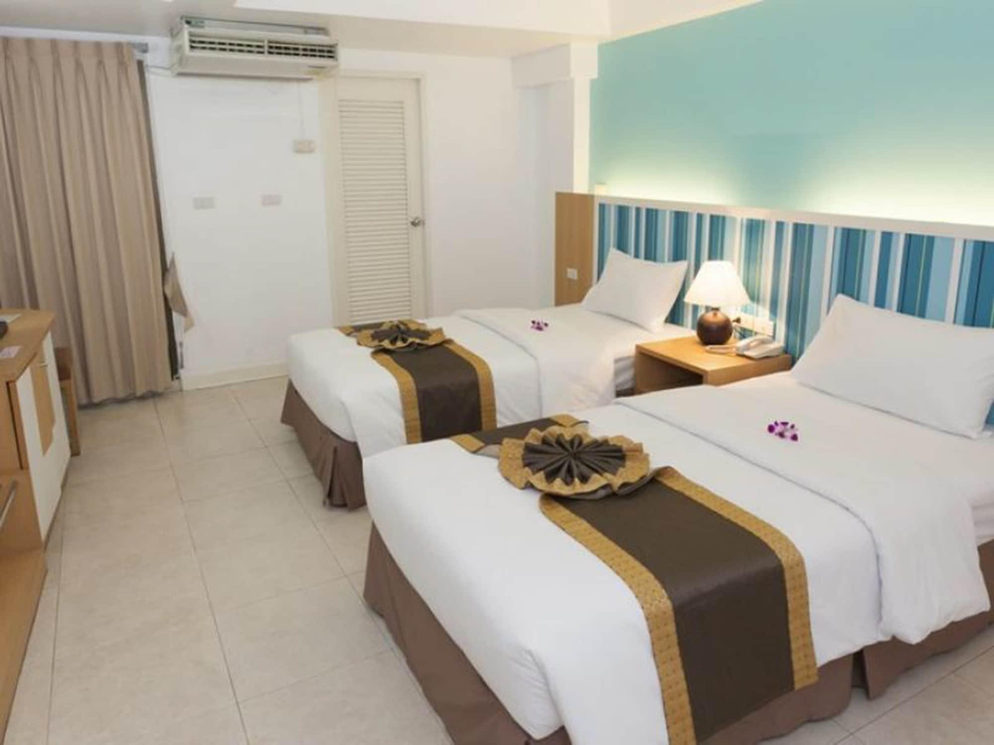 Hotel Grand Watergate 3*