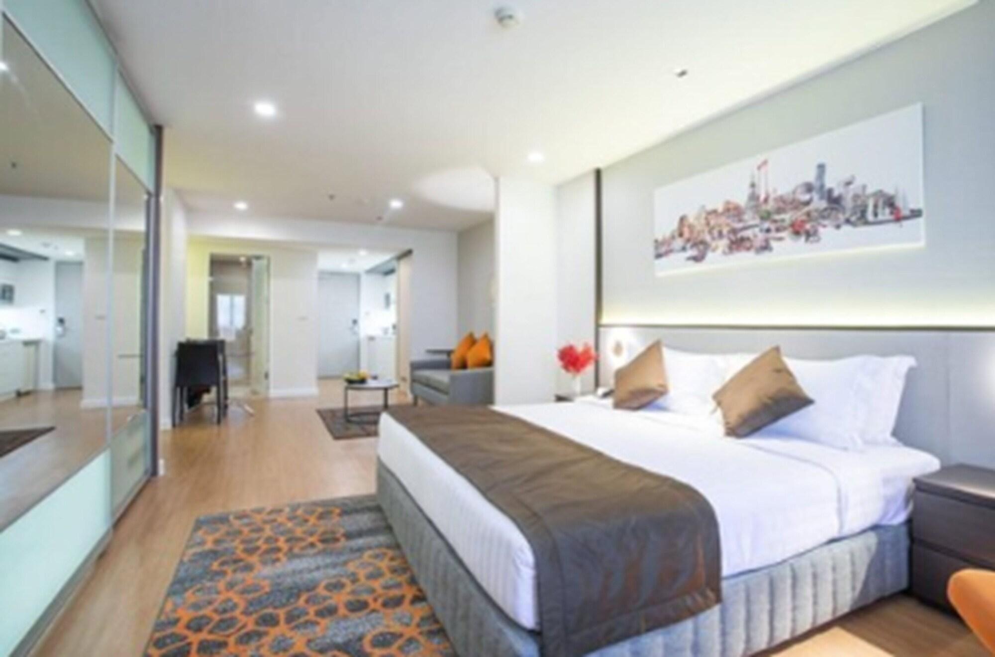 Hotel Phachara Sukhumvit