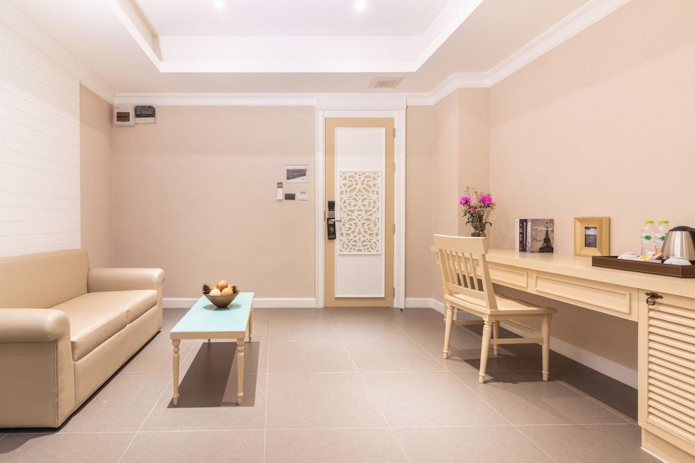 The Raya Surawong Hotel Bangkok