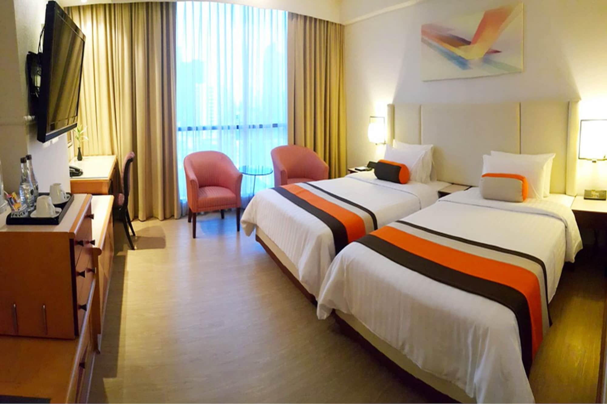 Hotel The Four Wings