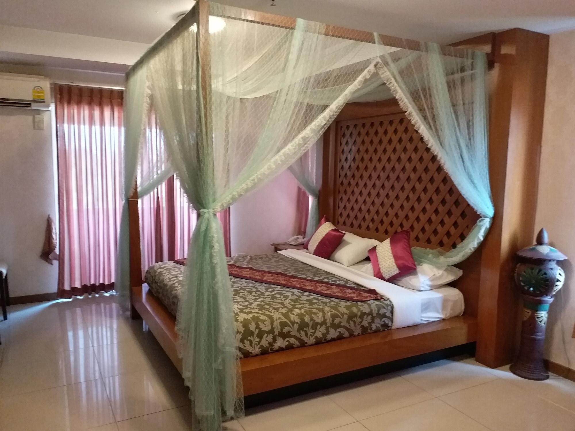 Hotel Convenient Resort, Suvarnabhumi Airport