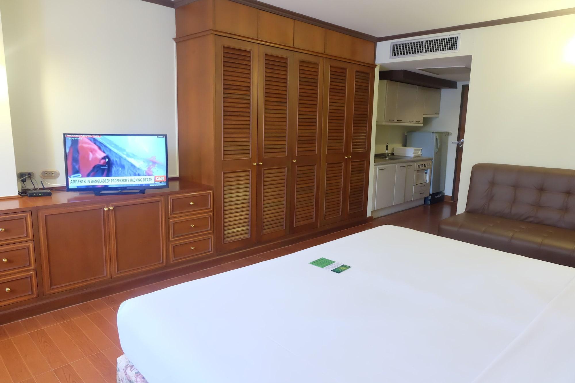 Omni Tower Sukhumvit Nana By Compass Hospitality *