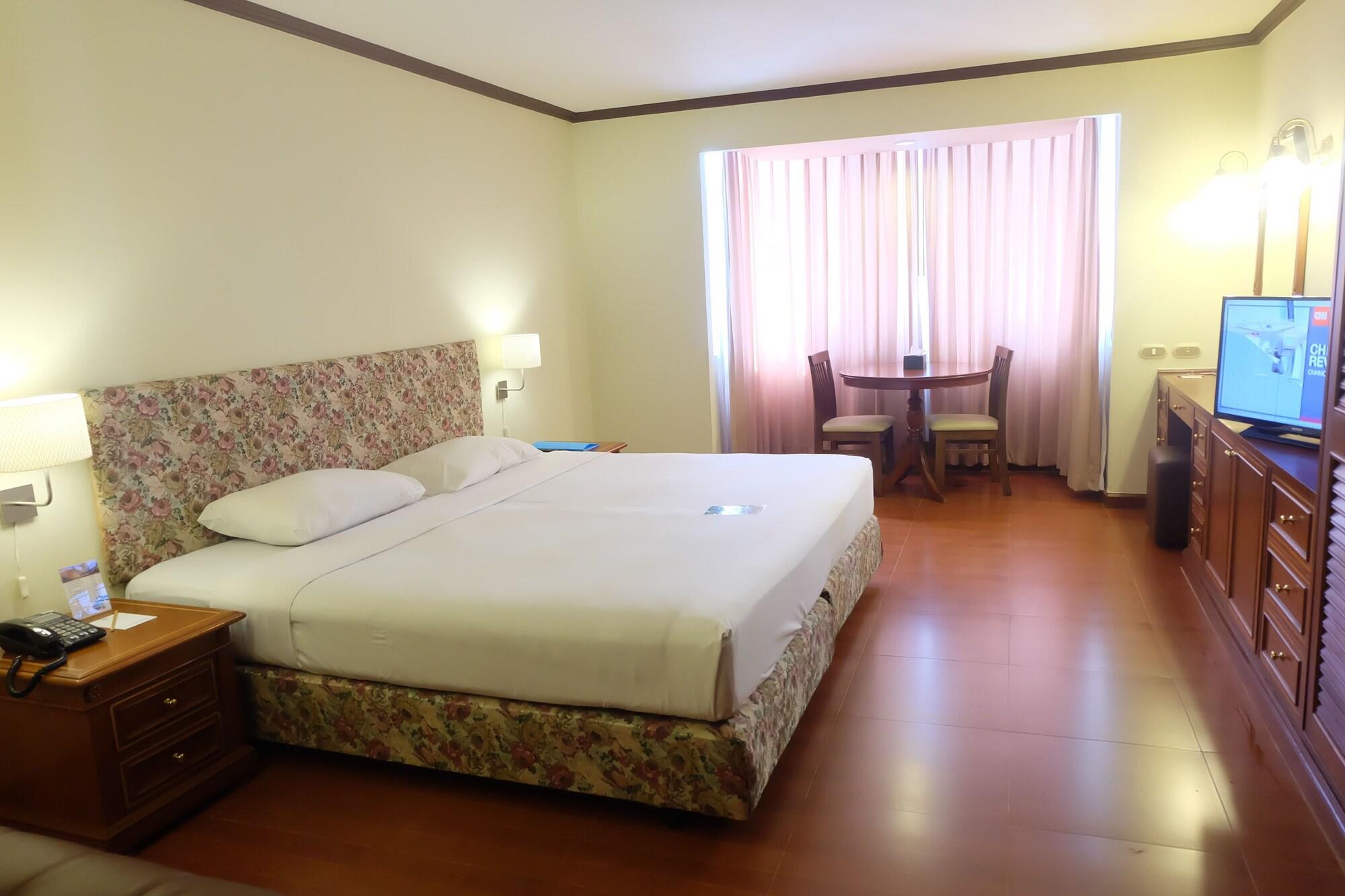 Apartment Omni Tower Sukhumvit Nana By Compass Hospitality Bangkok