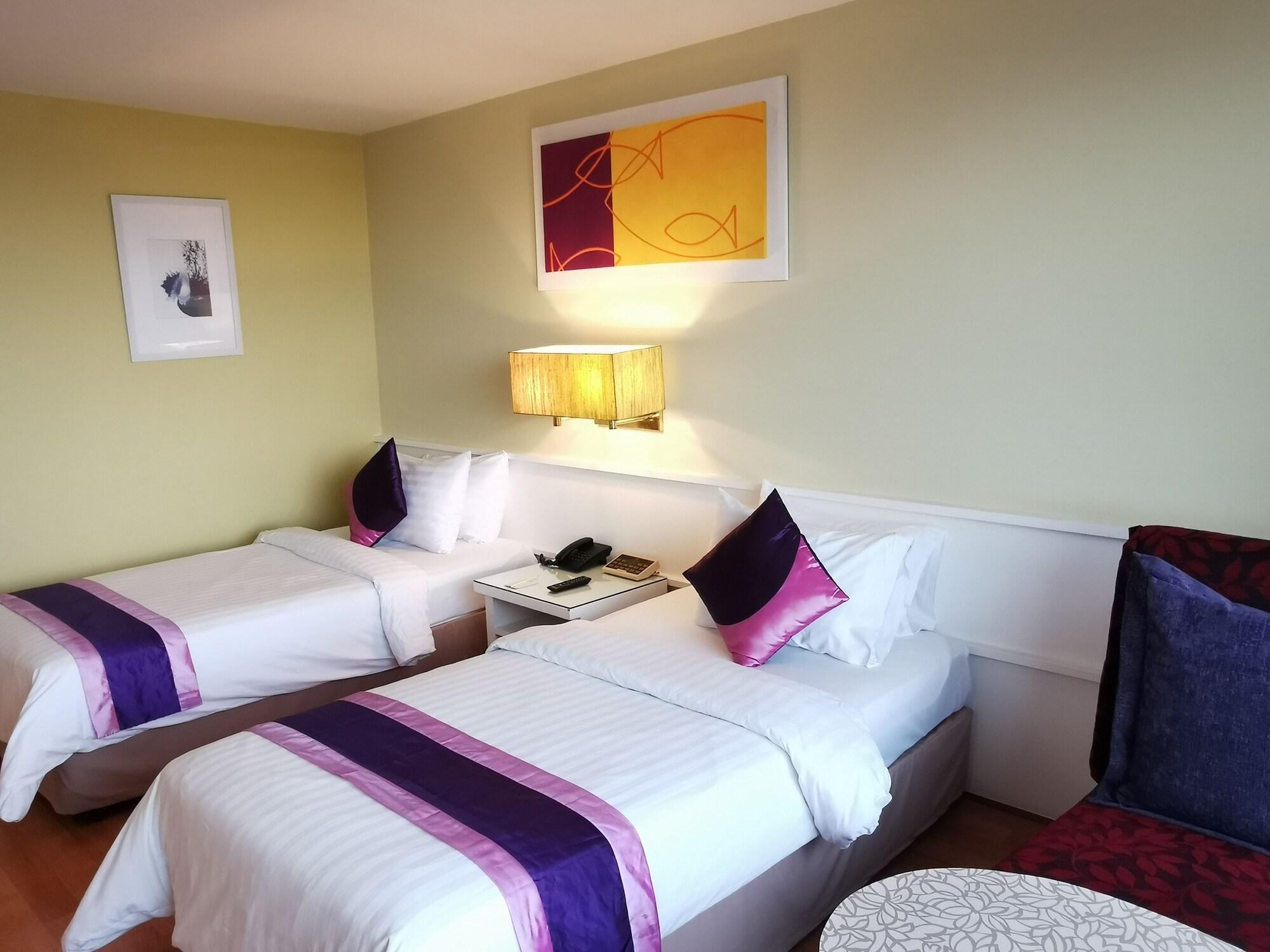 Tongtara Riverview Hotel Bangkok