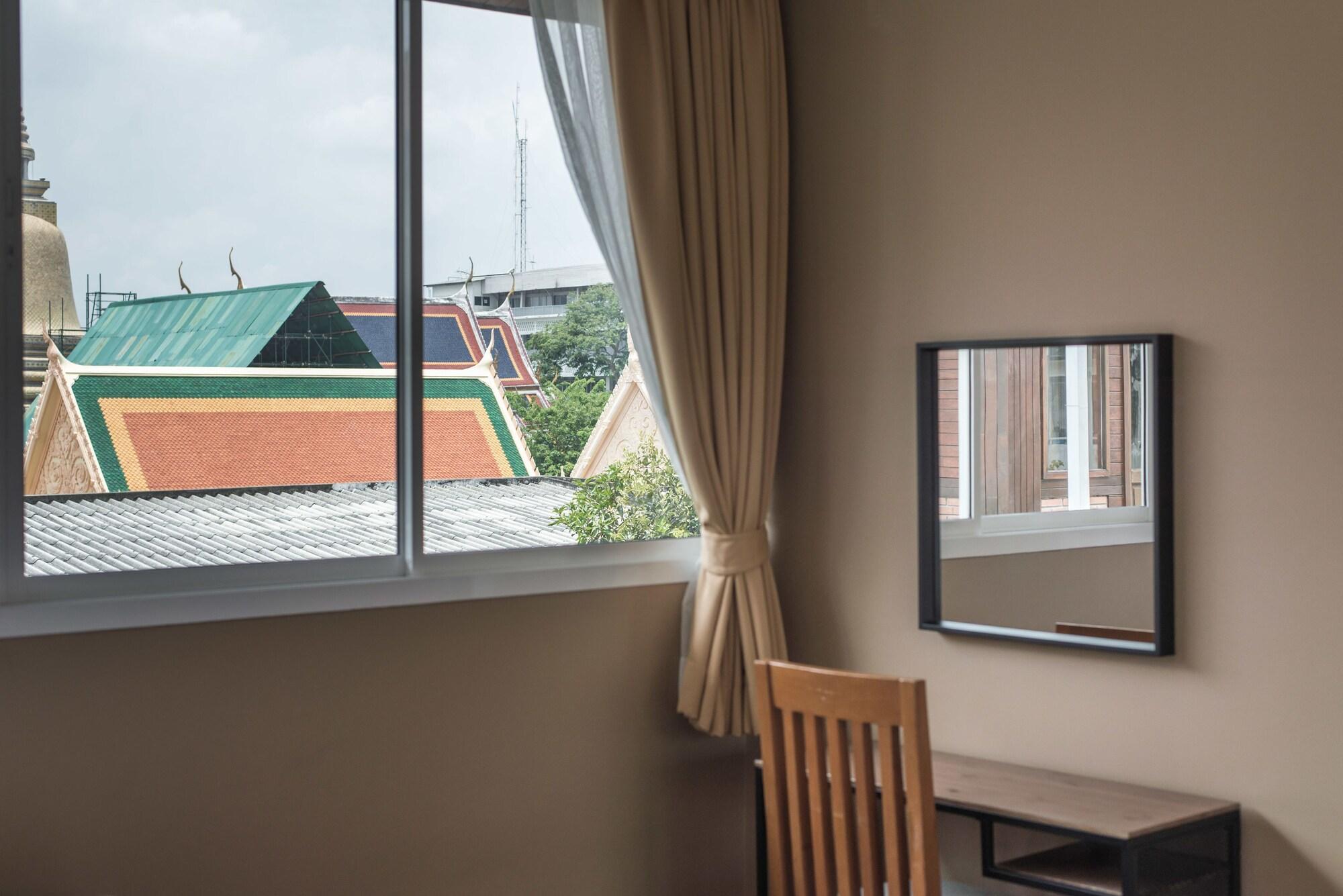 Feung Nakorn Balcony And Cafe Bangkok