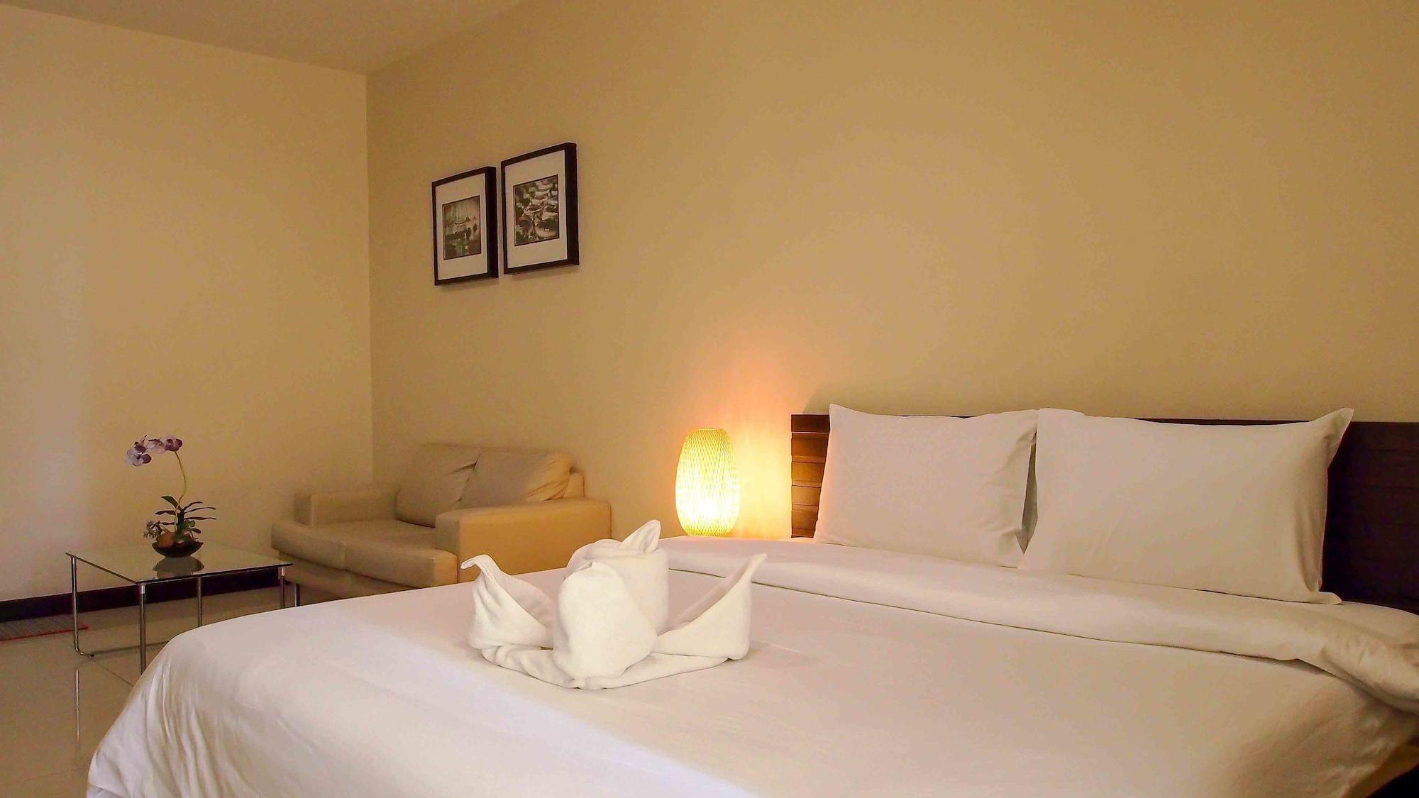 The Atrium Ratchada 13 Aparthotel 3*