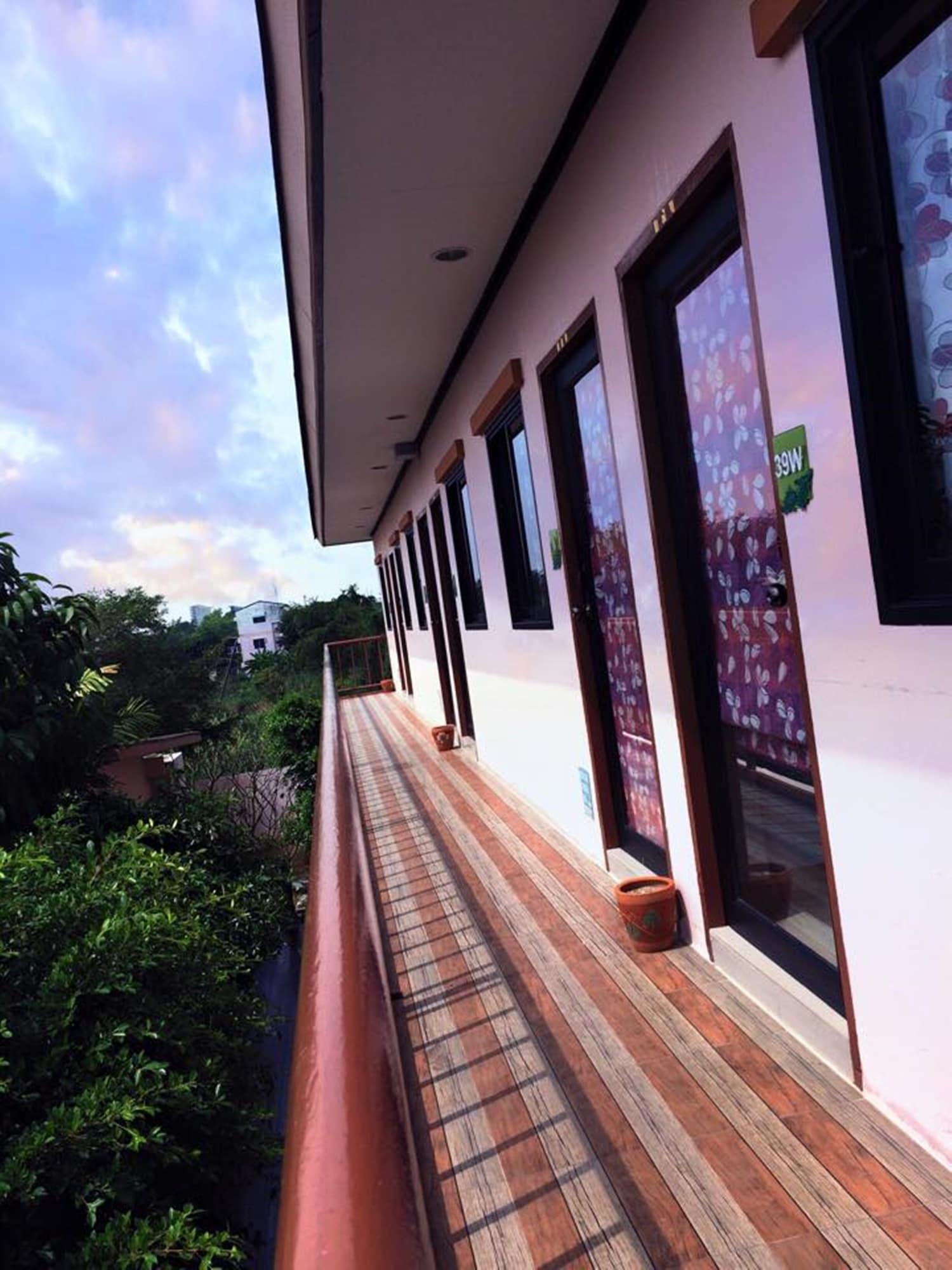 Ploykhumthong Boutique 4*