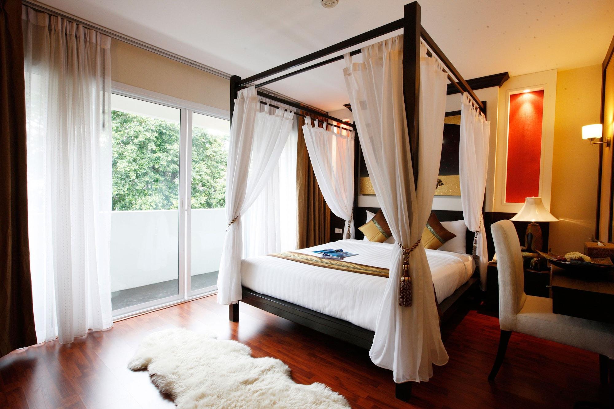 Mirth Sathorn 3* Bangkok