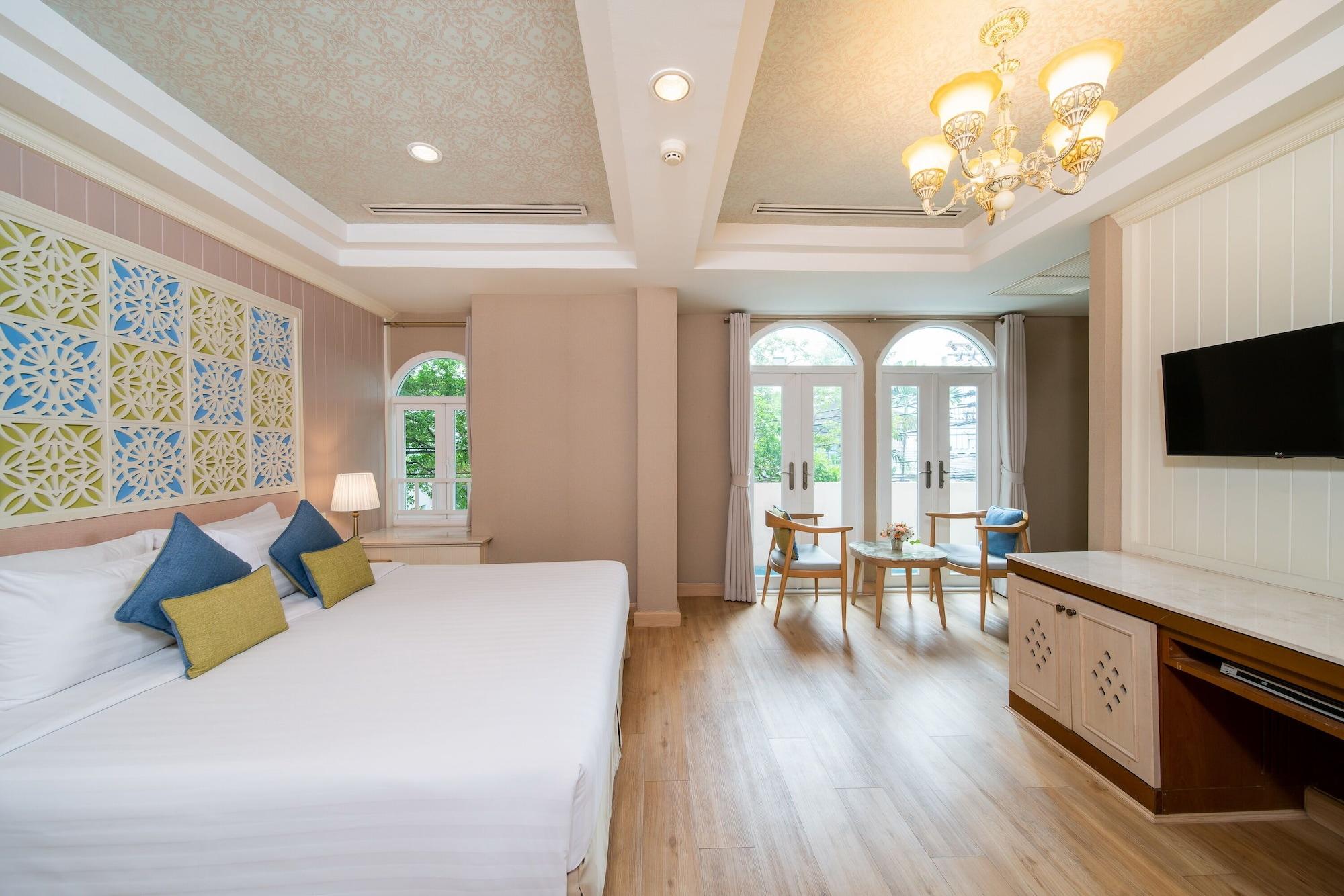 La Petite Salil Sukhumvit 8 3*