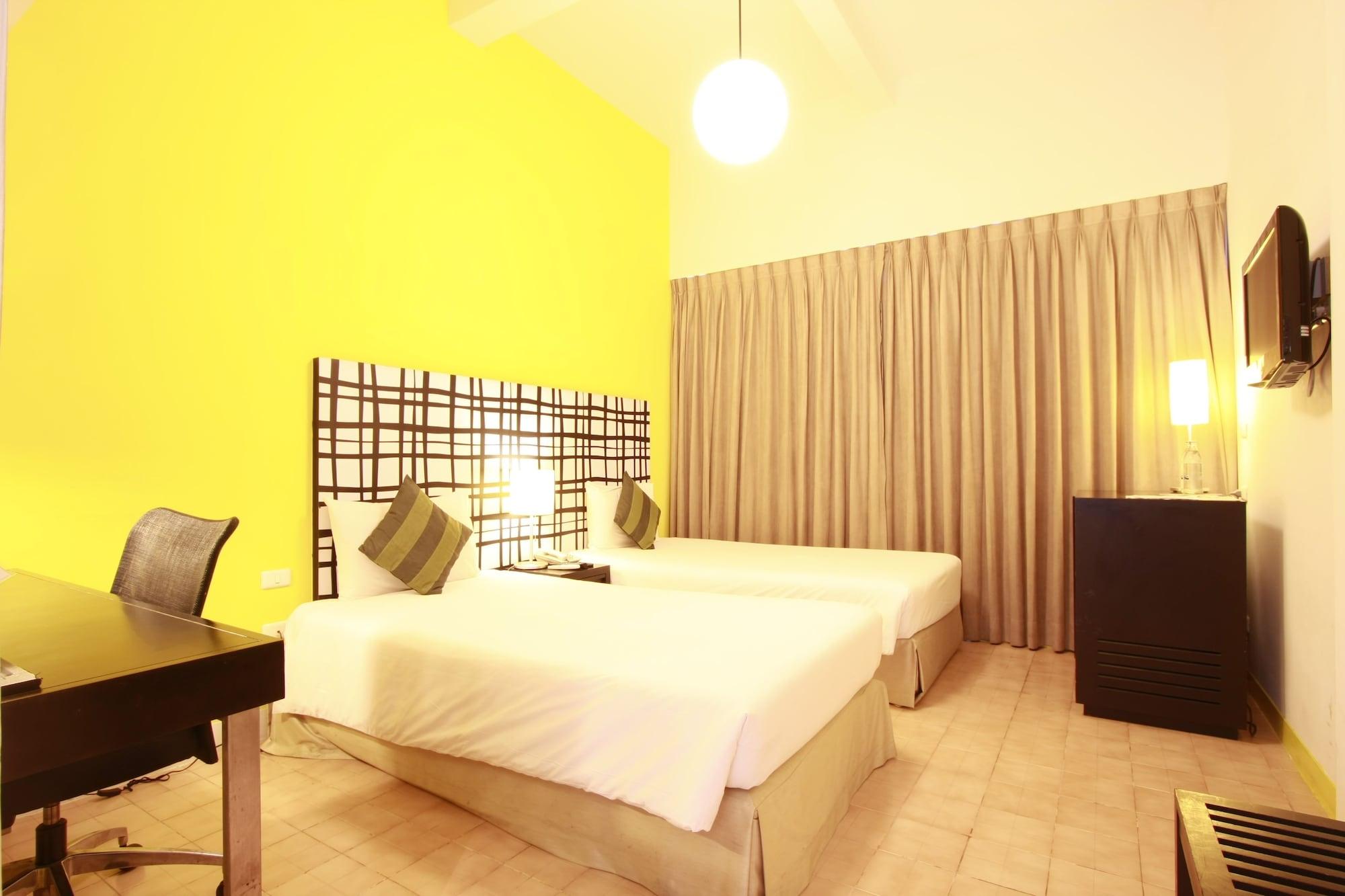The Embassy Sathorn 3*
