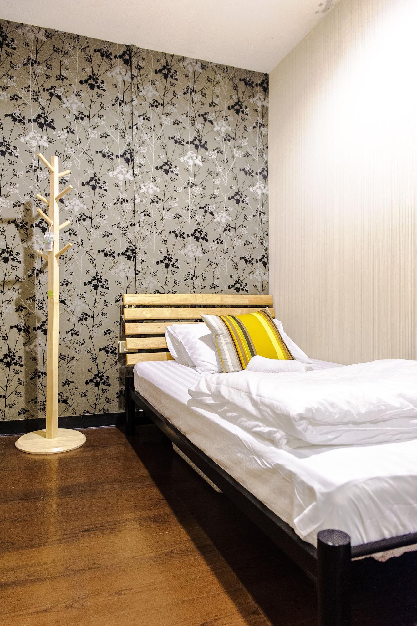 I-sleep Silom Hostel