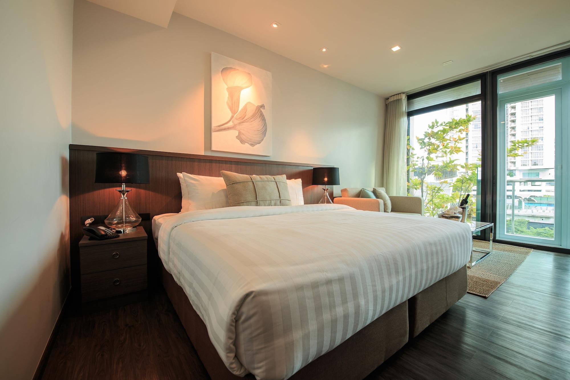 Hotel Civic Horizon & 4*