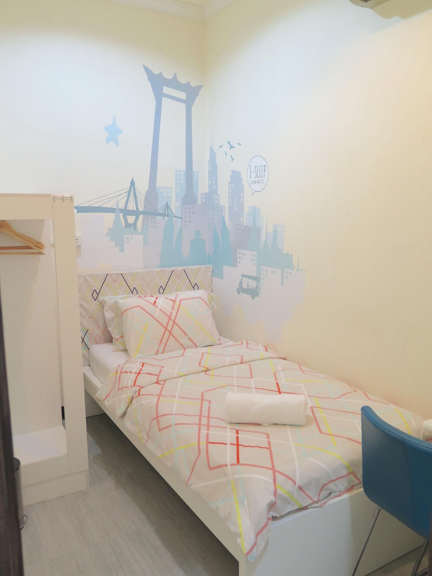 Hostel I-sleep Silom