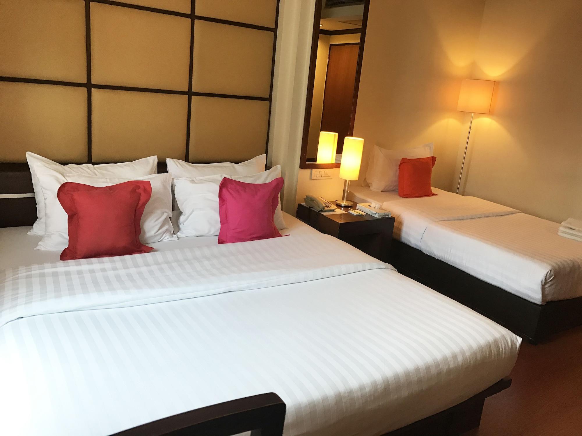 Hotel Grand Business 3*