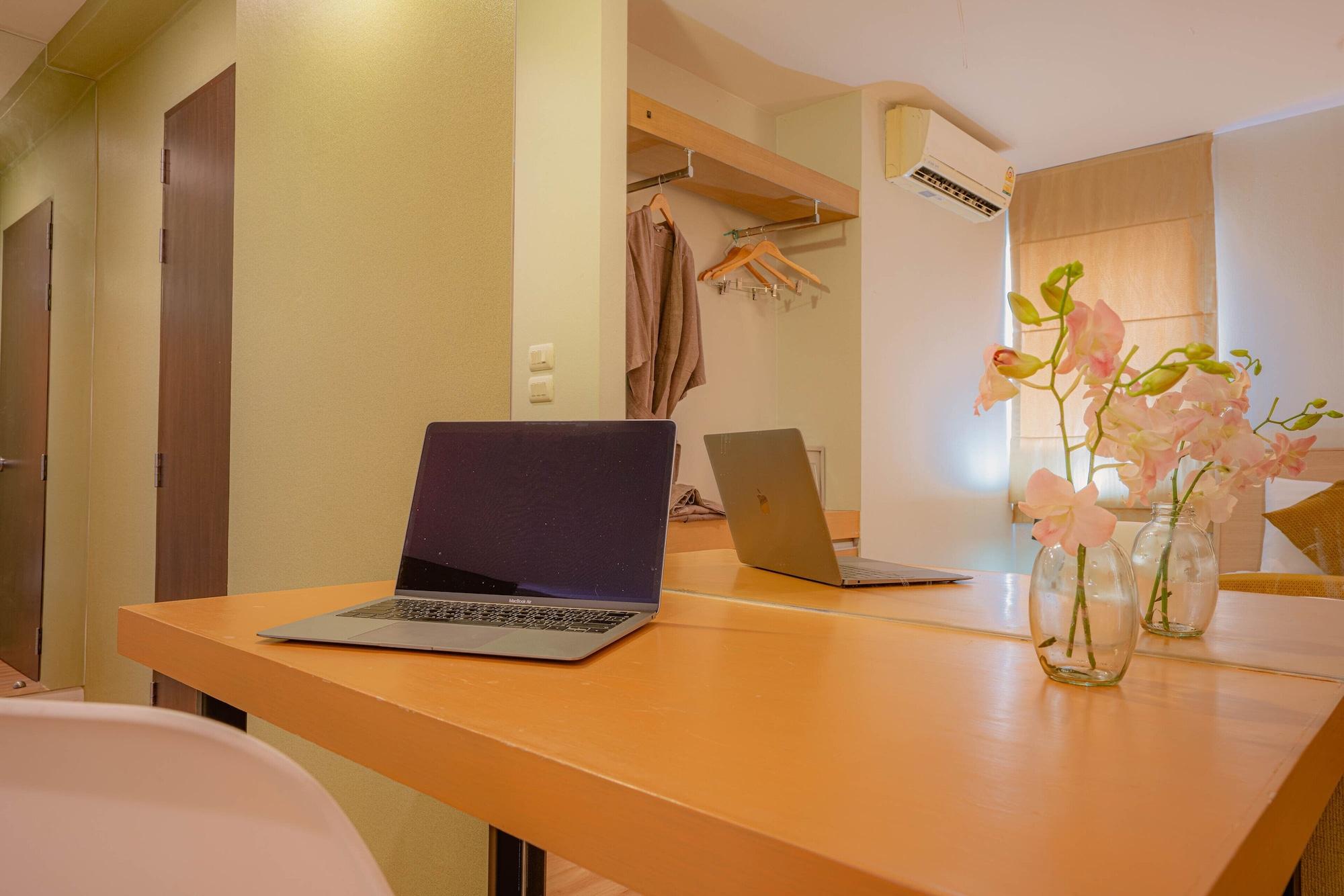 Peace Land Khaosan Hotel