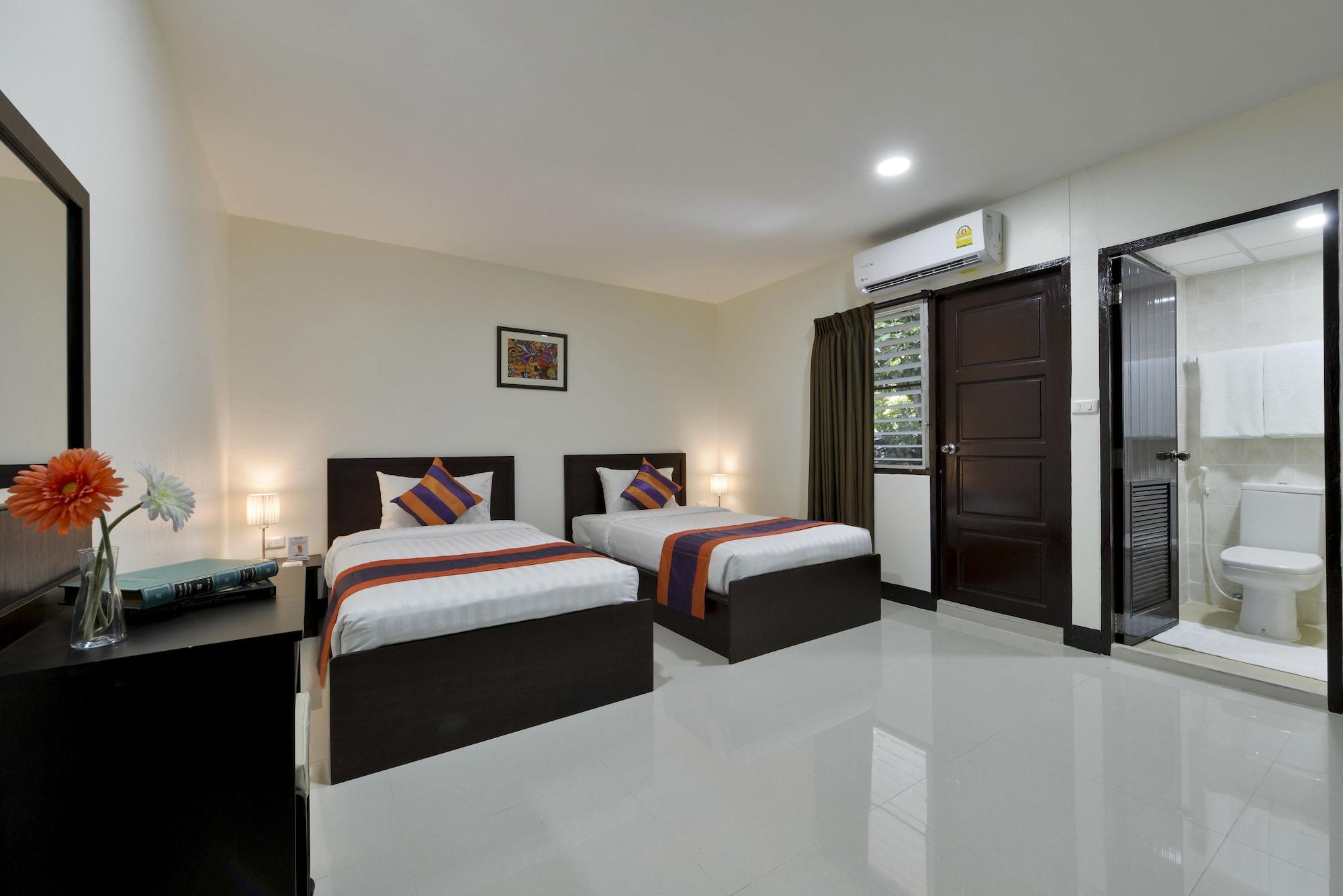 Hotel Sukhumvit 71 3*