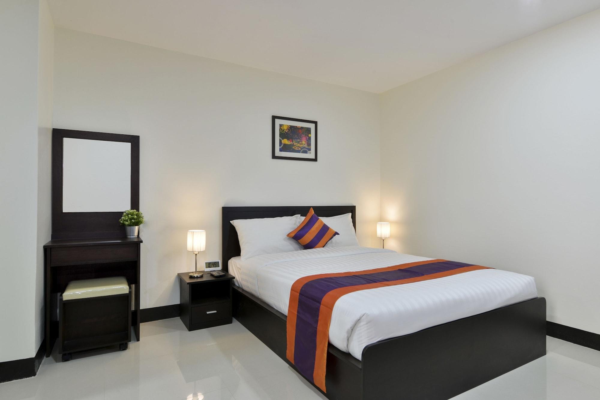 Sukhumvit 71 Hotel