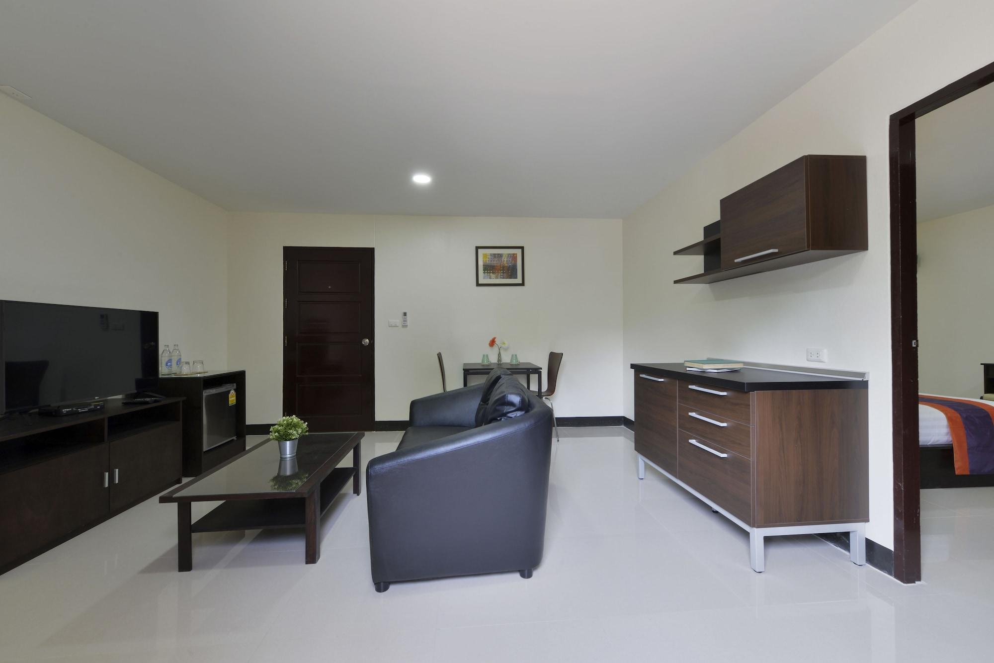 Hotel Sukhumvit 71 3*