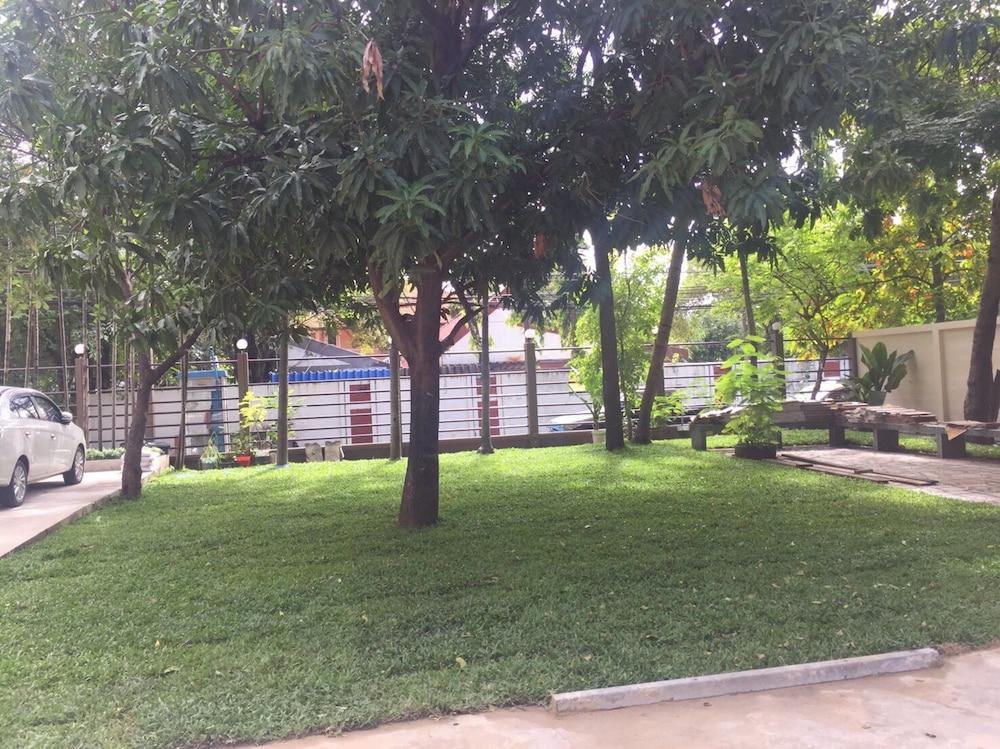 Sukhumvit 71