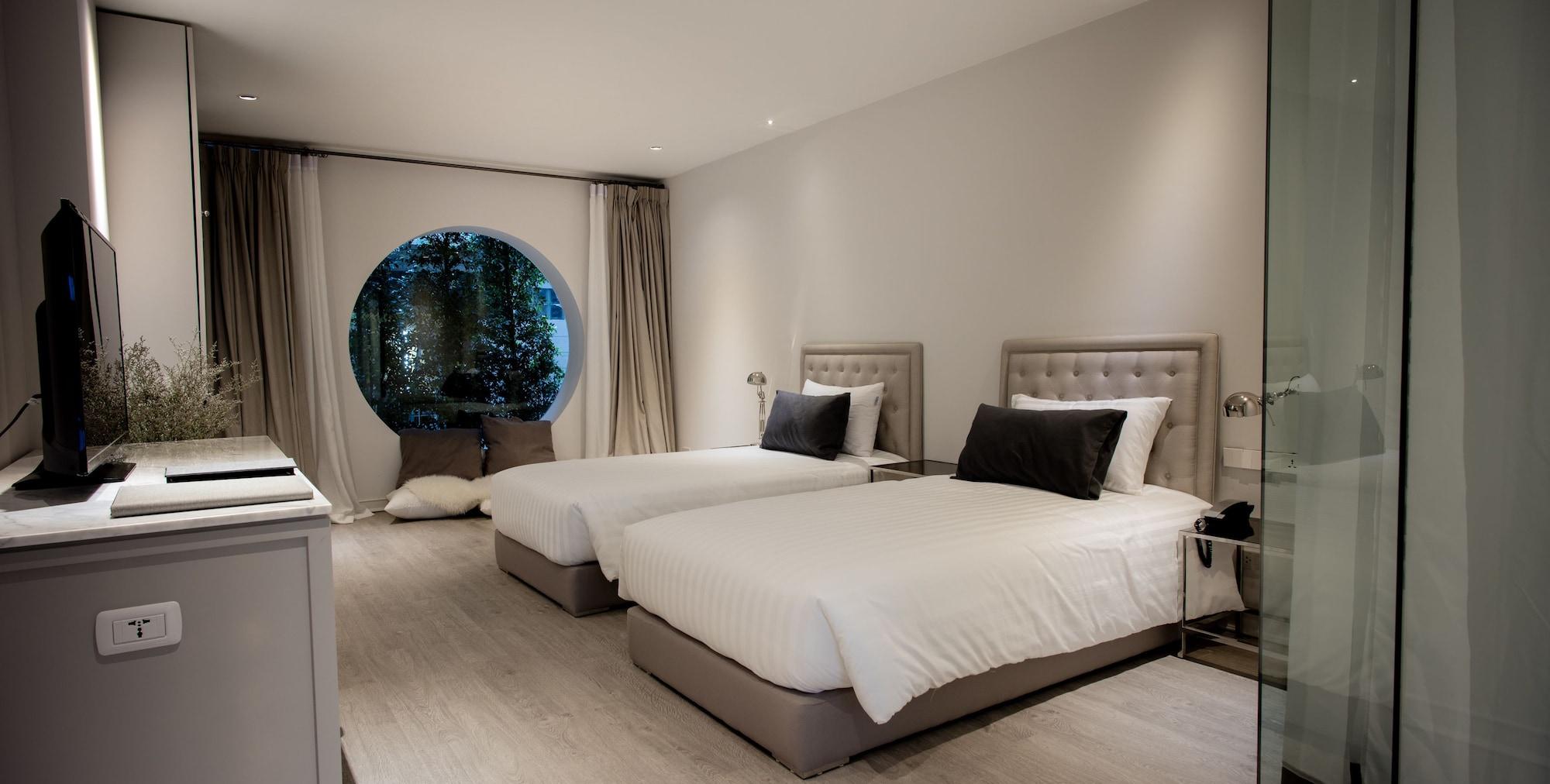 Hotel Once