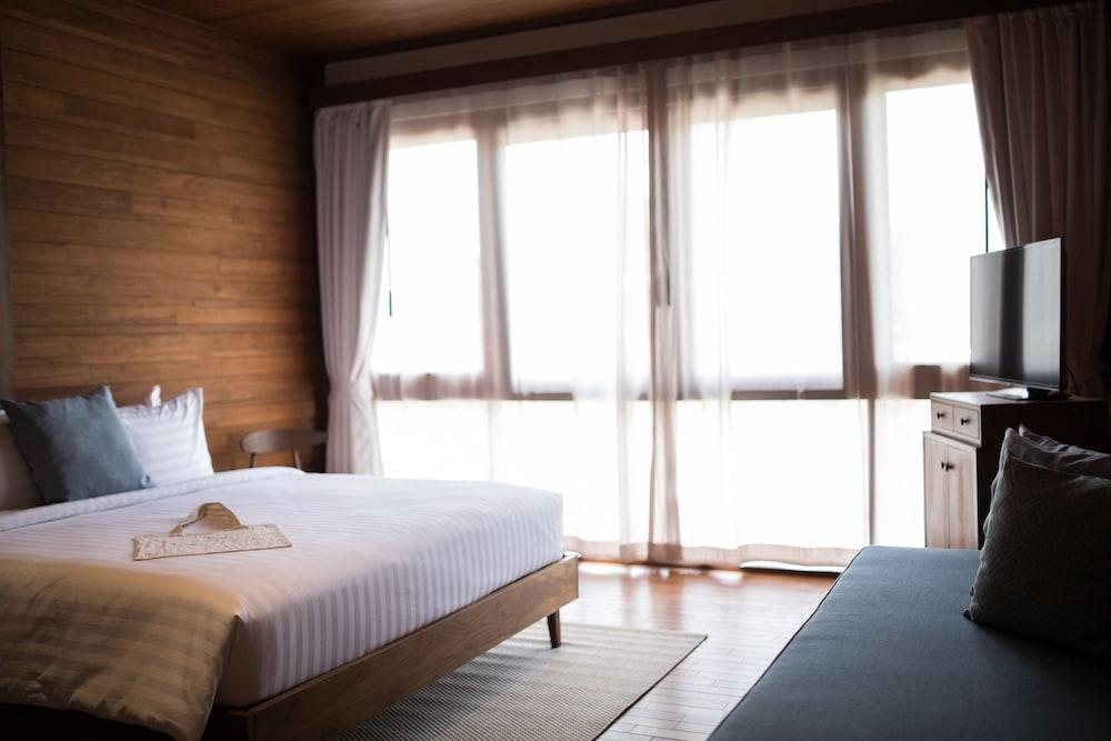 Chann Noi Hotel