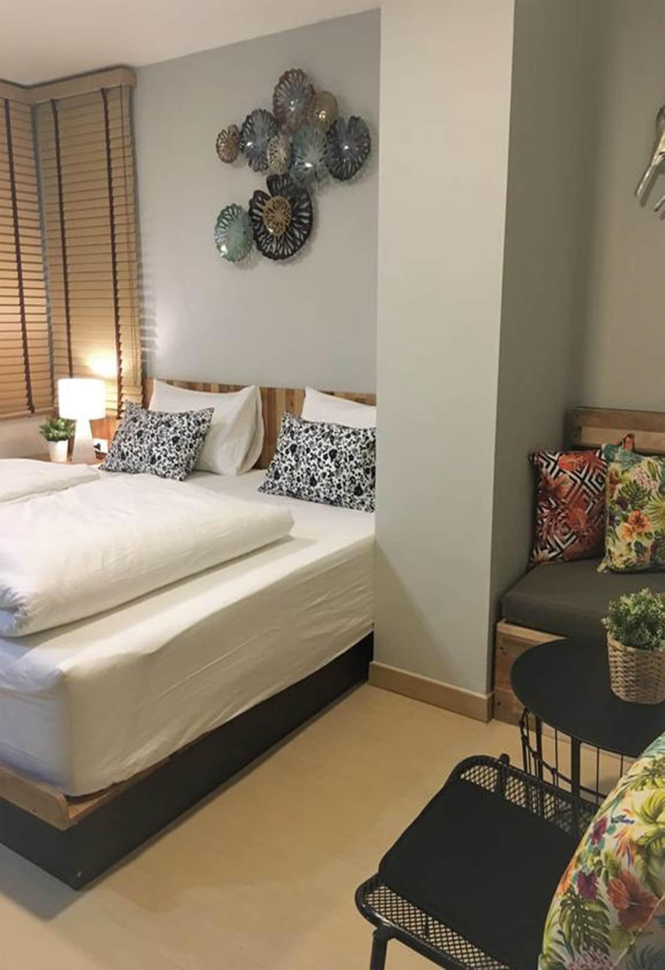 Saran Poshtel 3*
