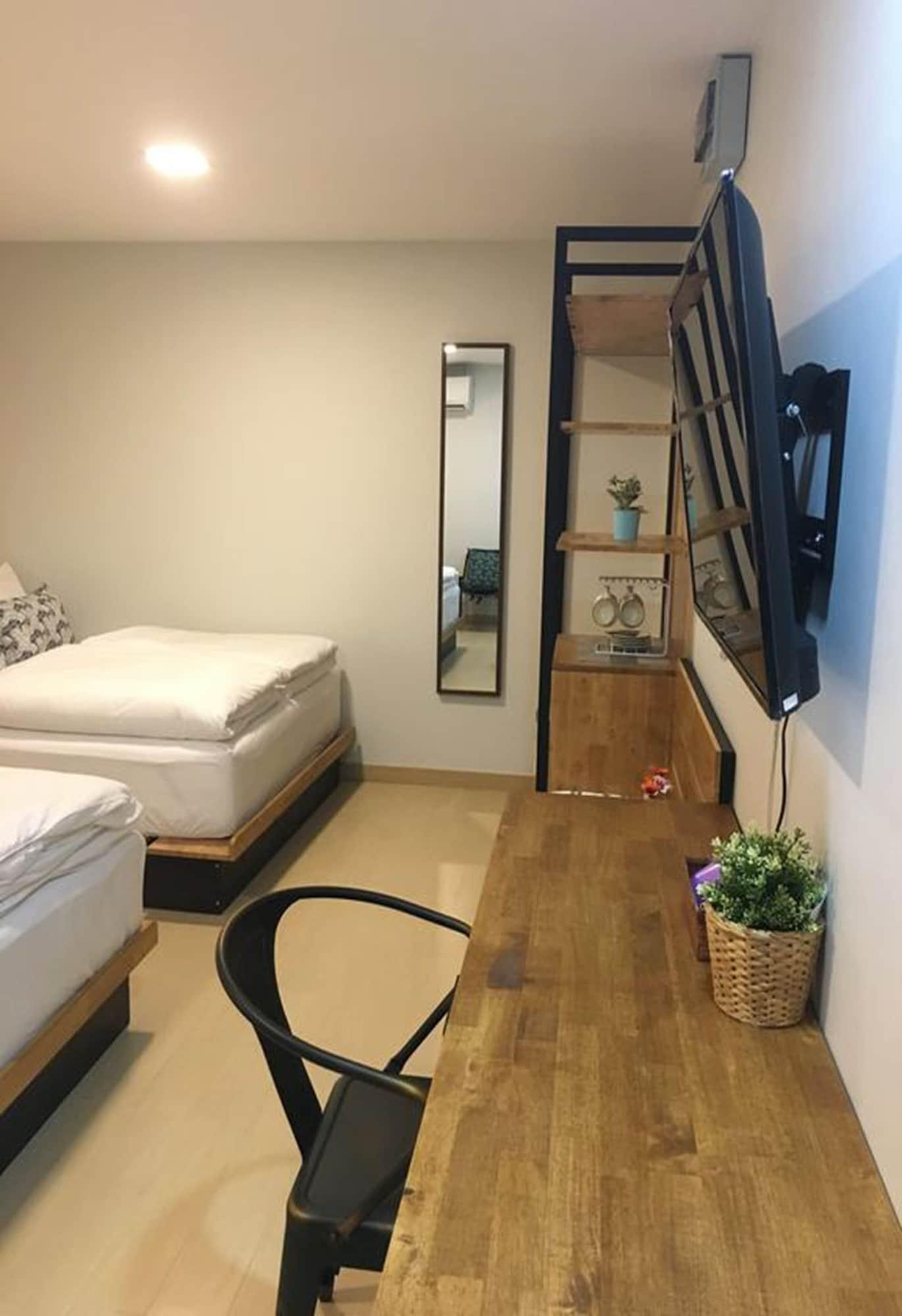Saran Poshtel Hotel 3*